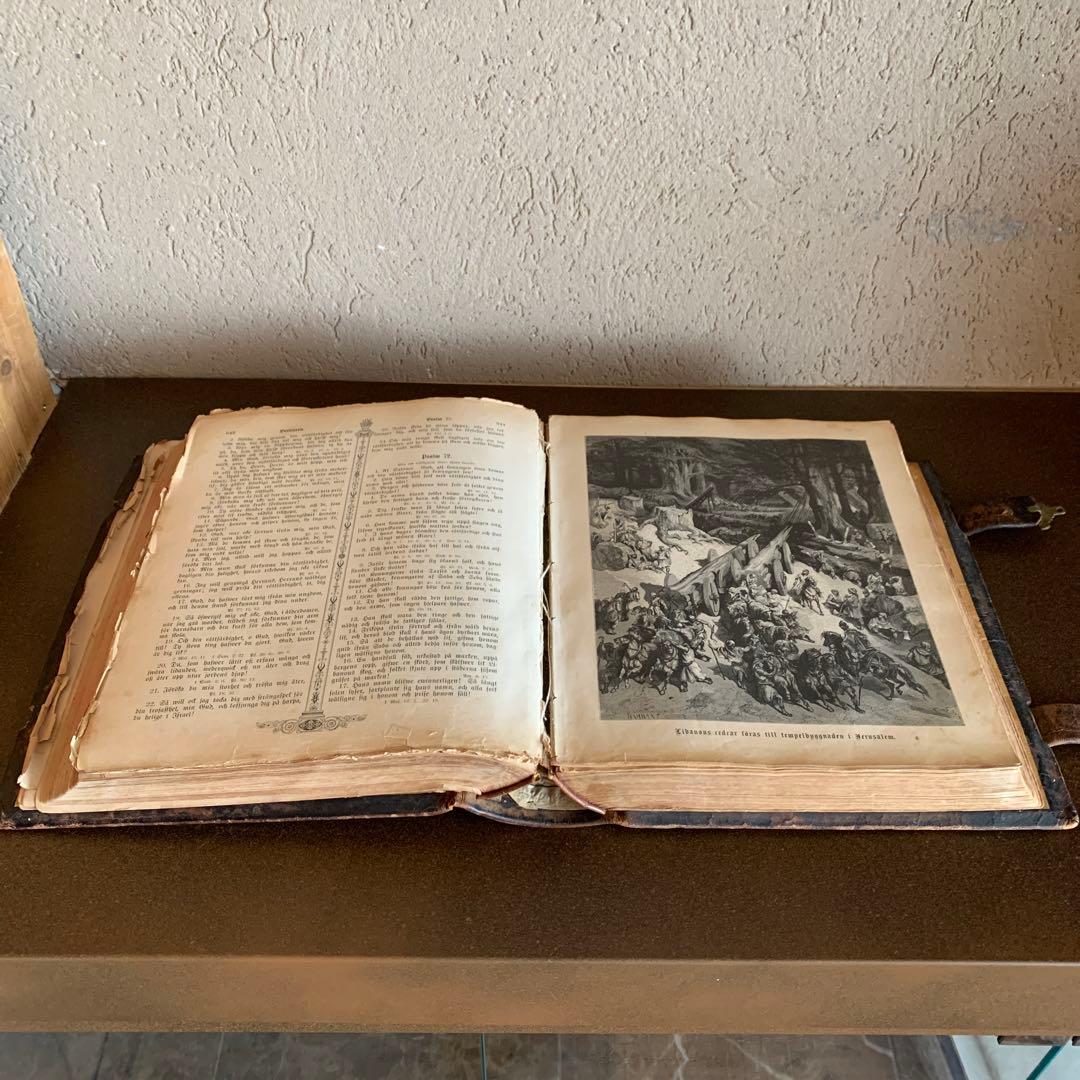 アンティーク19世紀の聖書ビブリア