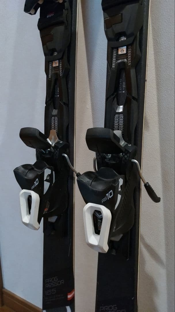 F16 スキー板 調整可能ビンディング付き