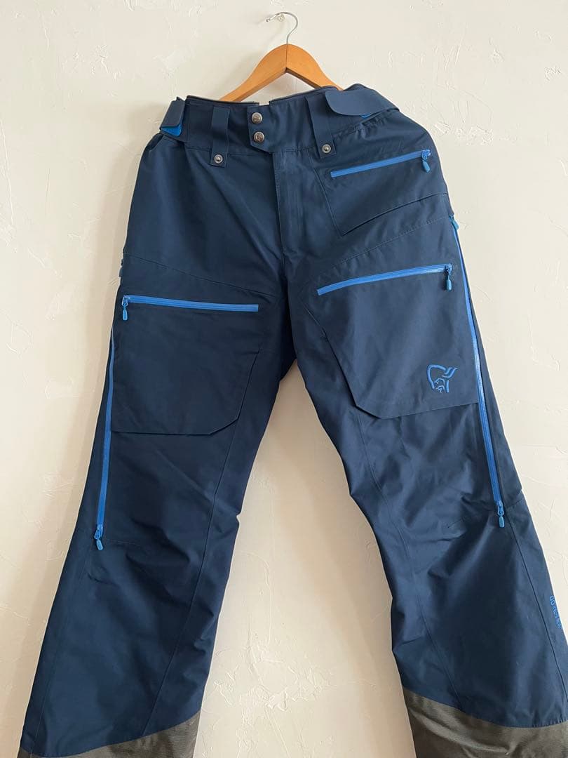 ノローナLofoten Goretex insulated Mサイズ