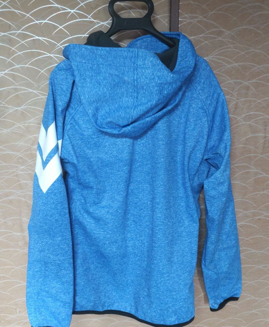 新品タグ付き オンヨネ サロモンチーム フード付き ミドラー ジャケット