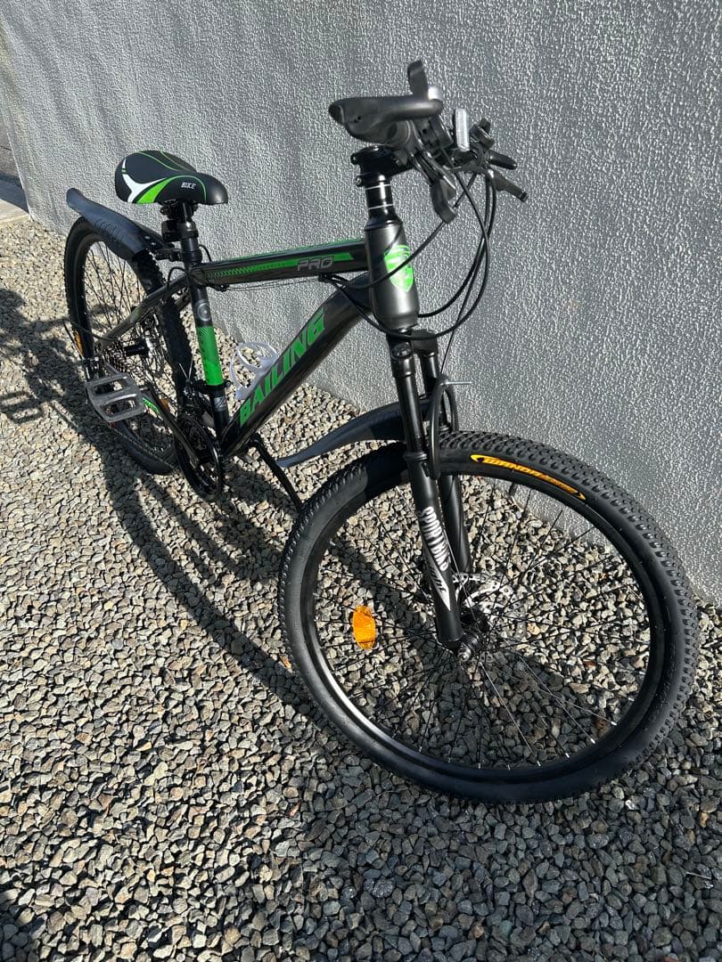 【新品未使用】24インチ24段変速マウンテンバイク【都合があえば無料で運搬可能】