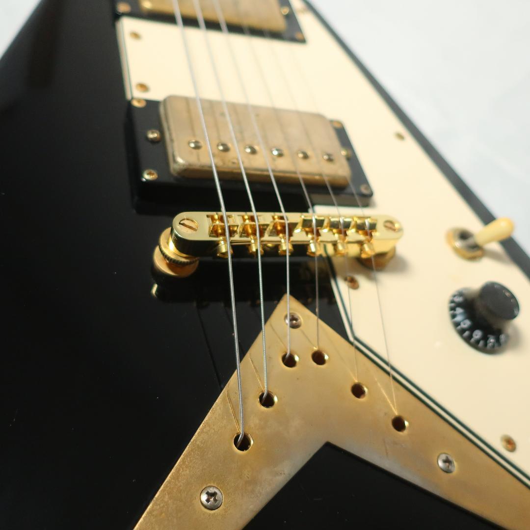 Photogenic フライングV エレキギター ブラックボディ ゴールドパーツ