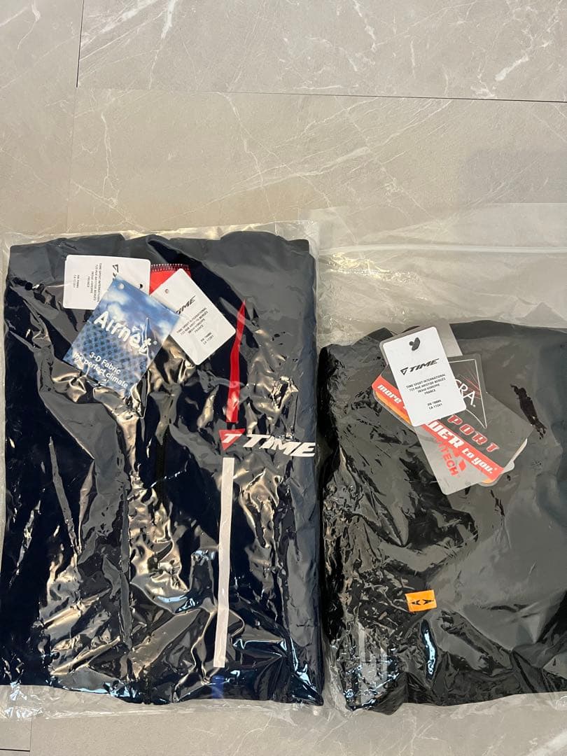 TIME サイクルジャージ ネイビー & ビブショーツ ブラック　上下セット