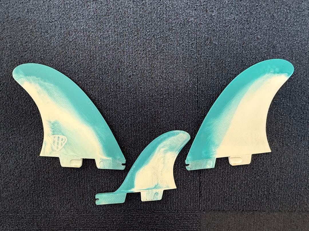 FCS Shaper Series MR ツインフィン スタビライザー3枚セット