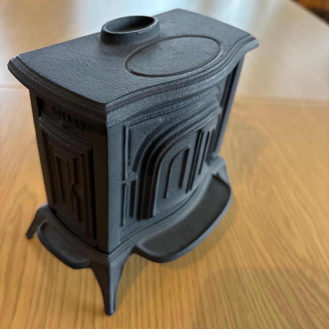 デファイント貯金箱