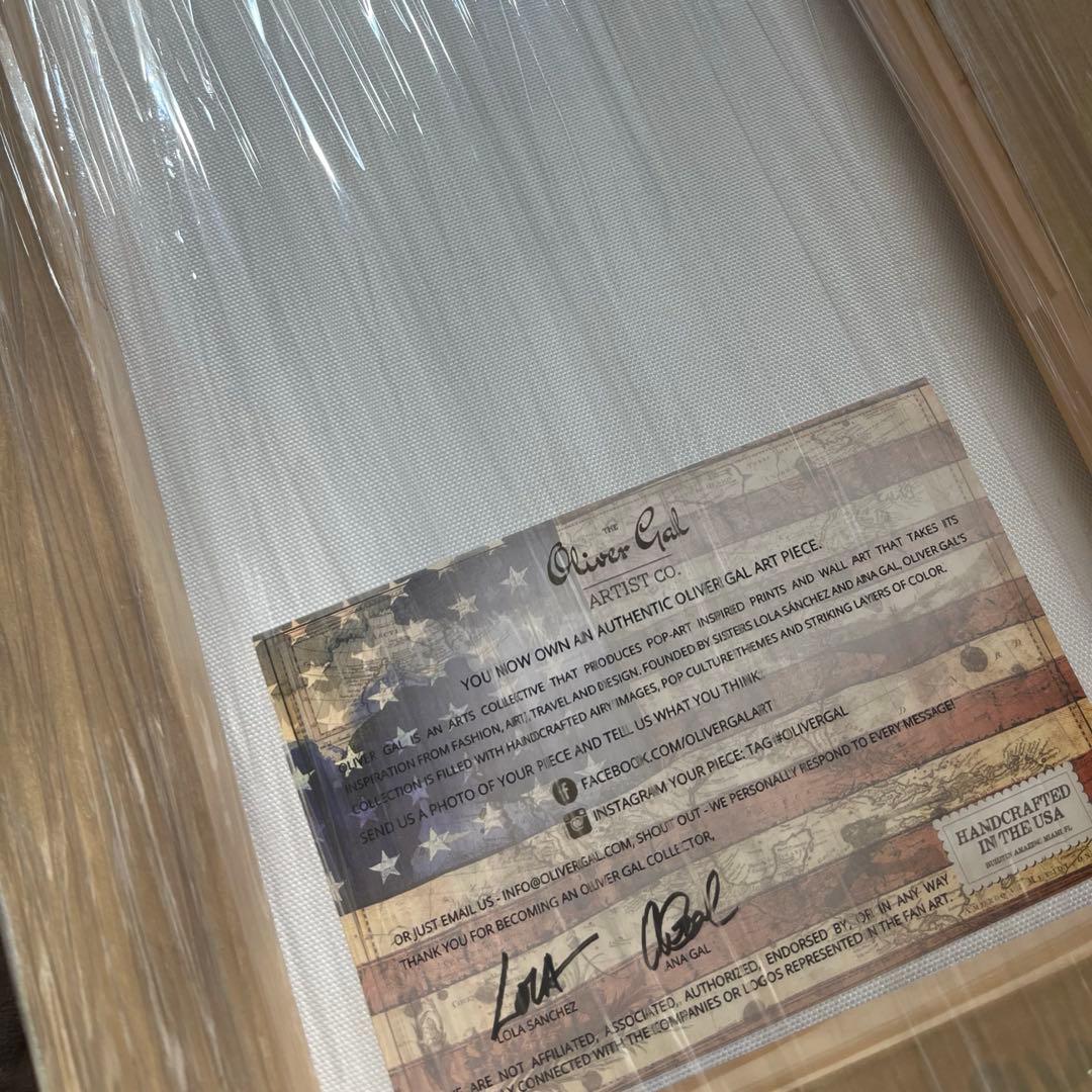 Oliver Gal オリバー・ガル　キャンバス