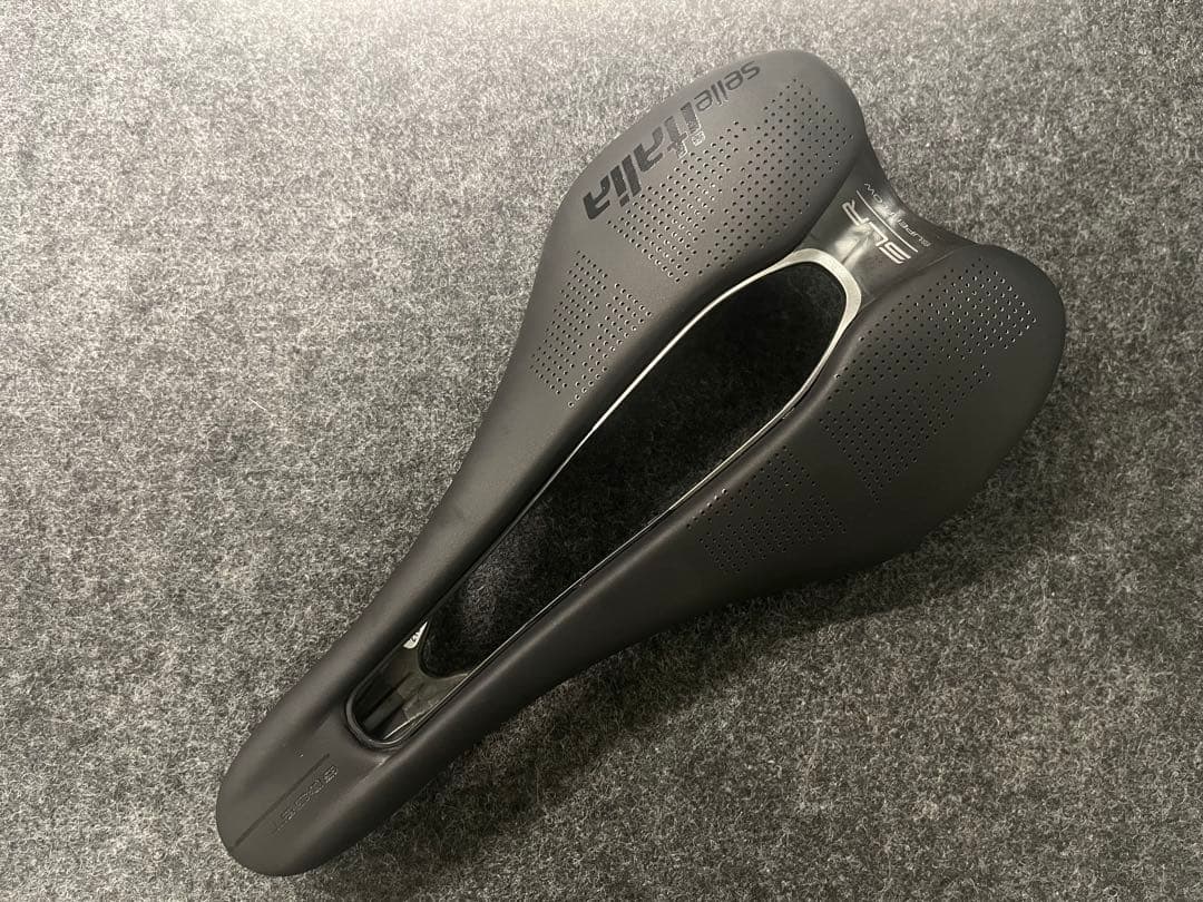 セライタリア SLR BOOST KIT CARBONIO SUPERFLOW