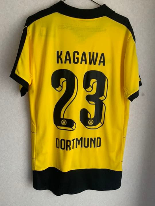 香川真司選手 直筆サイン入りドルトムント ユニフォーム　その他サイン入りカード付