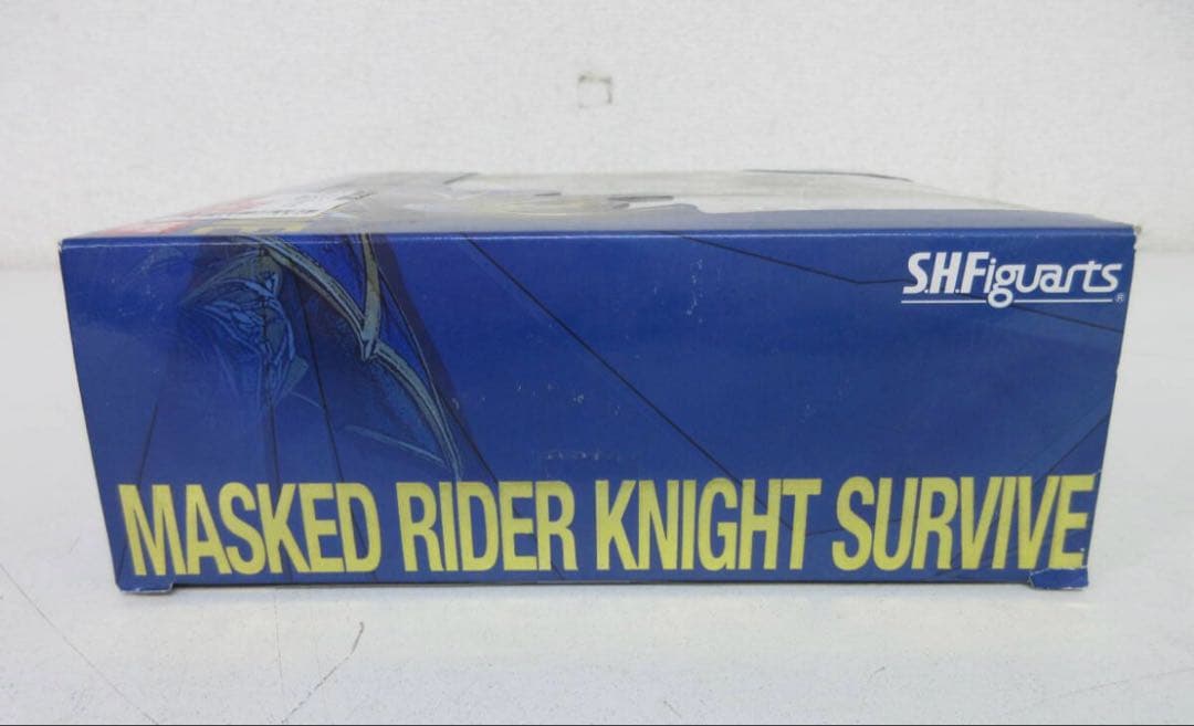 未開封 フィギュア S.H.Figuarts 仮面ライダーナイトサバイブ