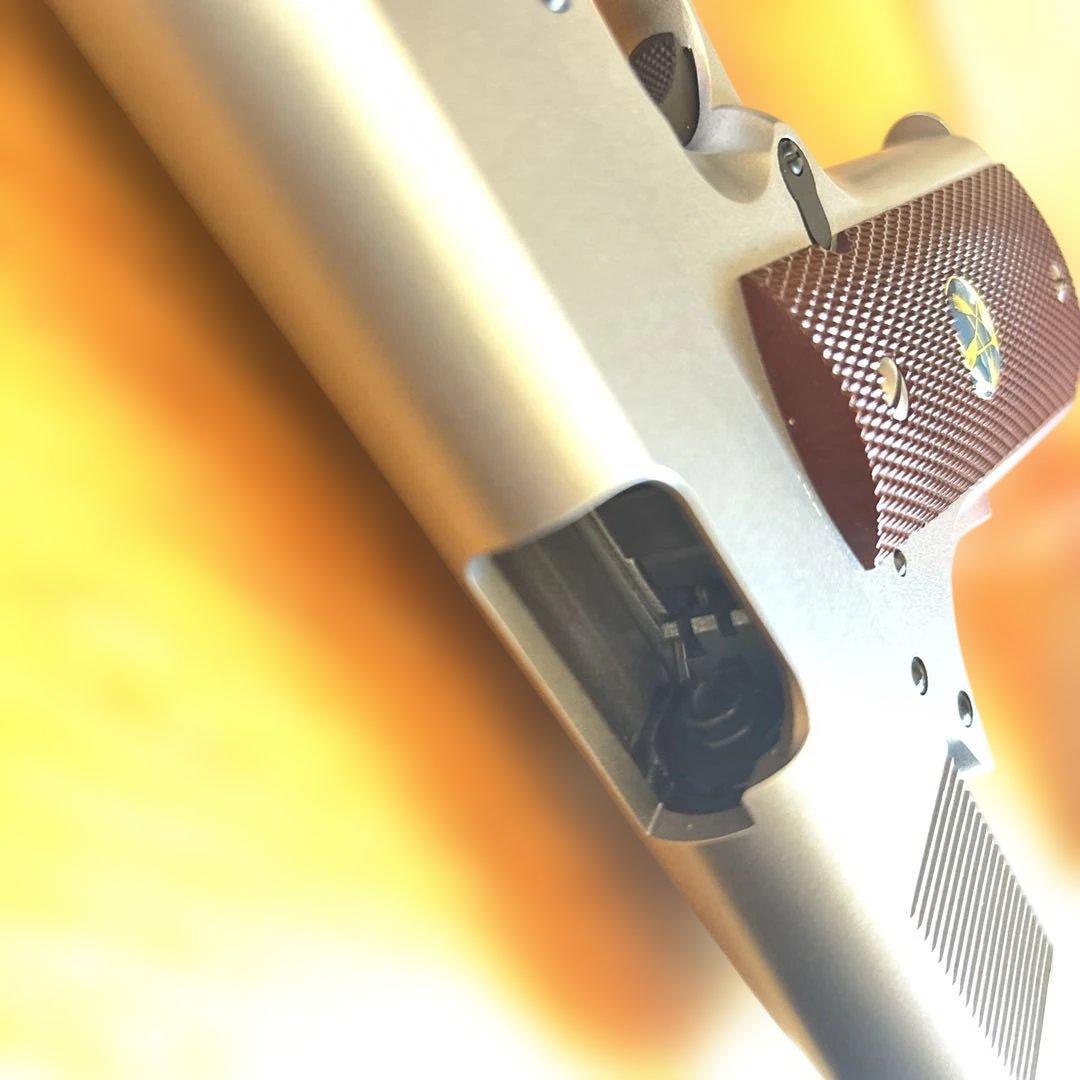 コルト・ガバメントM1911 シャーロット・E・イェーガーモデル