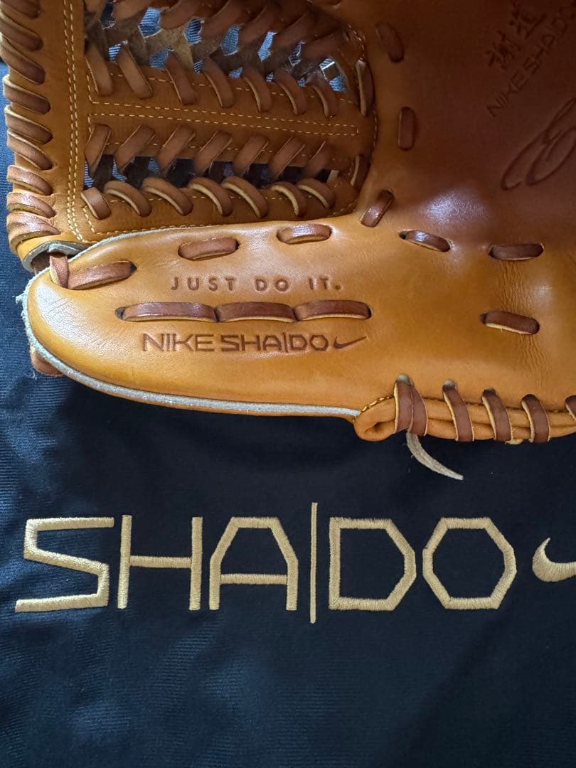 ナイキ　硬式用　グローブ　新品未使用