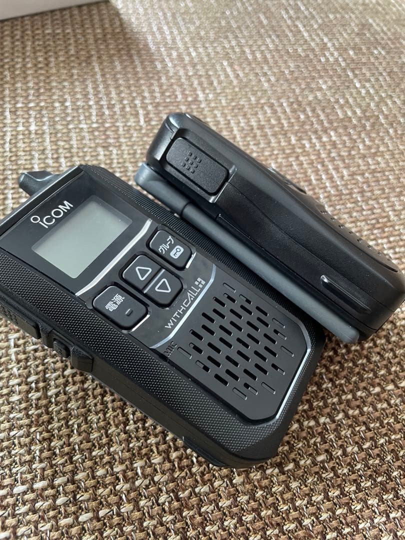 特定小電力トランシーバー2台（ICOM　IC-4110　IC4120）+オマケ