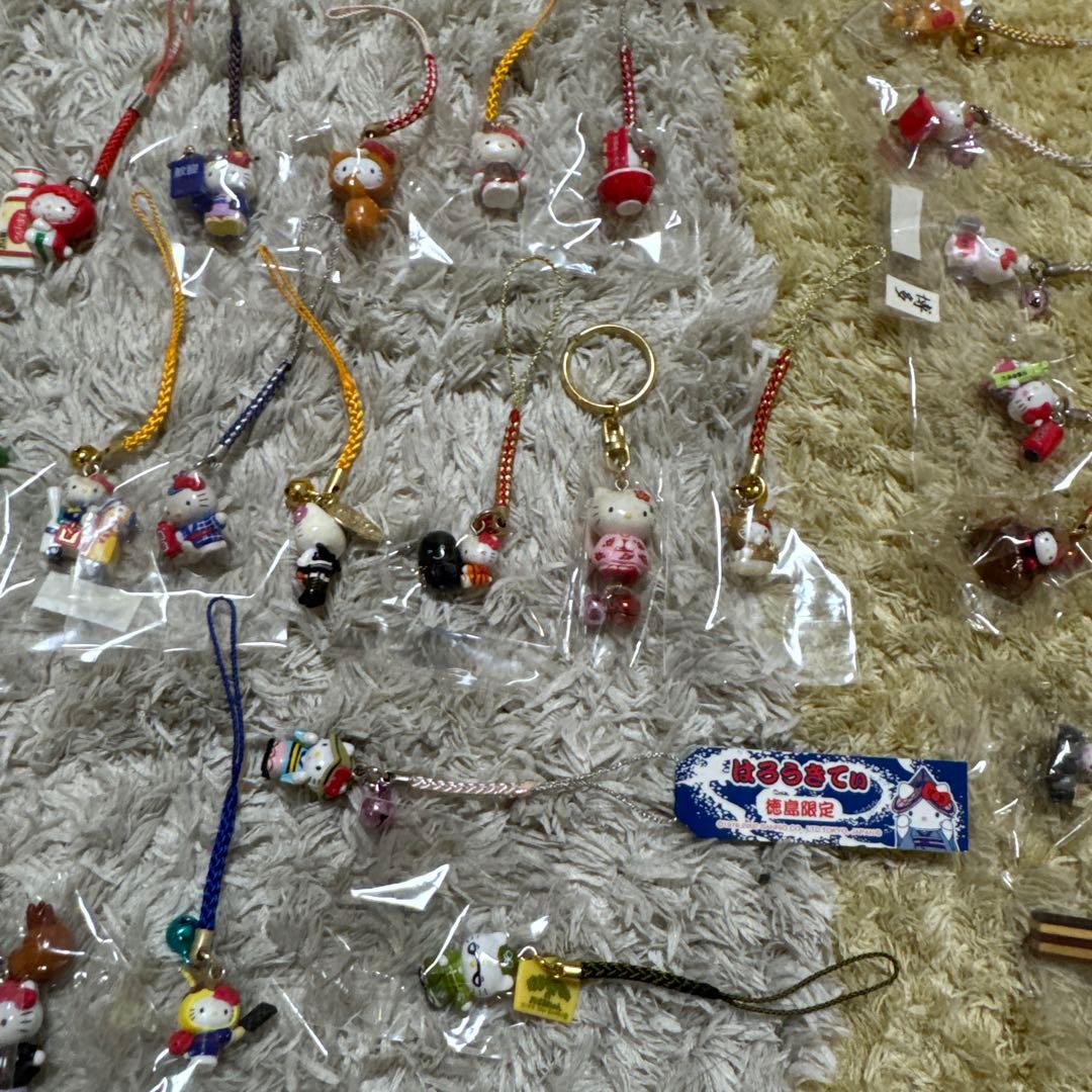 ご当地キティ　59個　まとめ売り【5294