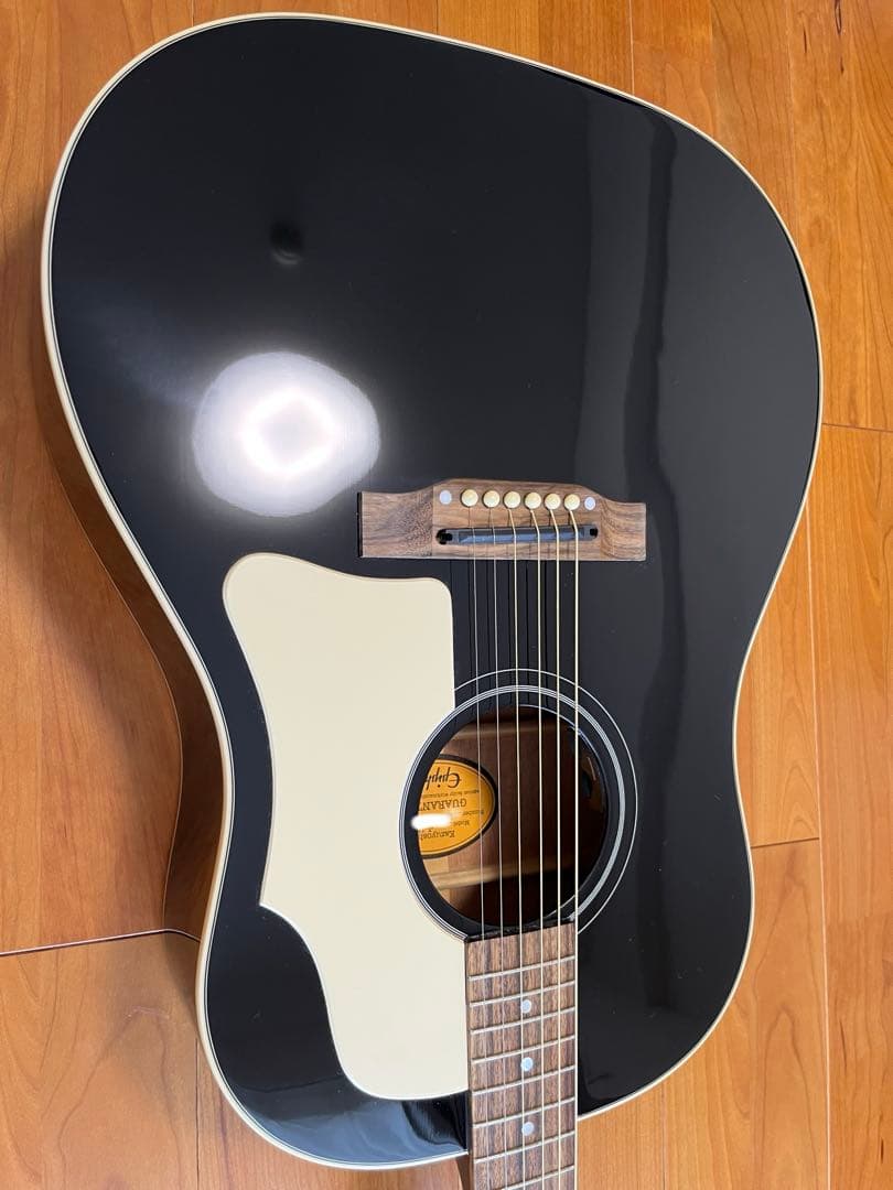 斉藤和義Epiphone Kazuyoshi Saito J‐45 Outfit