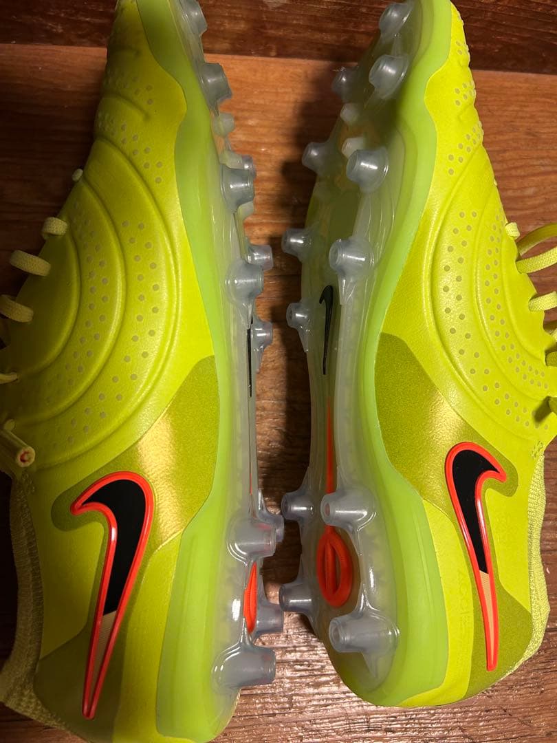 最終価格　 最安値4日までNIKE ティエンポレジェンド10 エリートAG 27