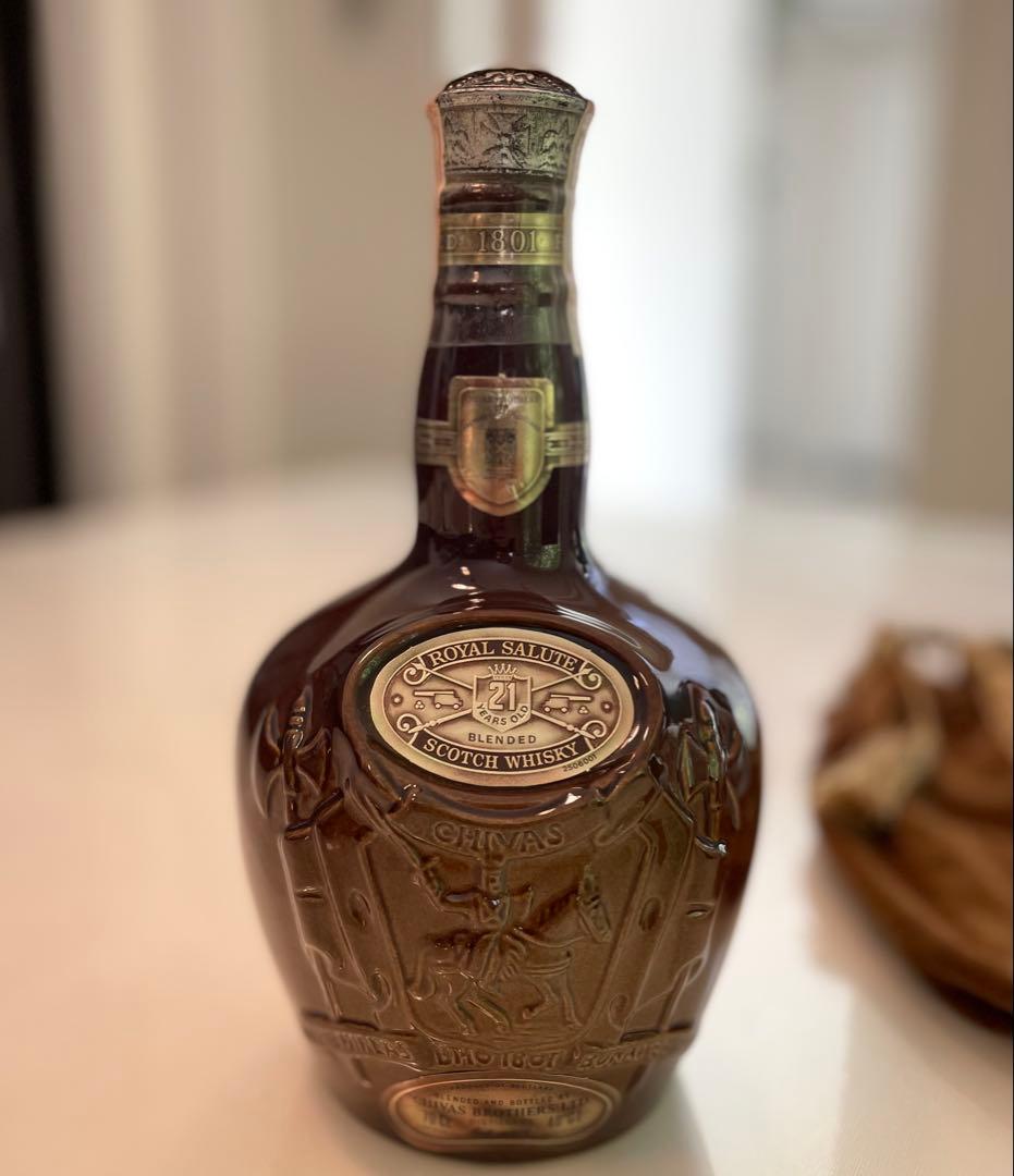 【未開栓品】ロイヤルサルート 21年 スコッチウイスキー Brown ボトル