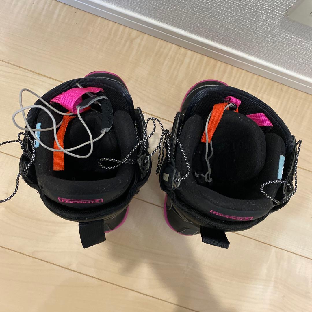 【美品_即日発送】BURTON スノボMINT-ASIAN FIT 22.5cm