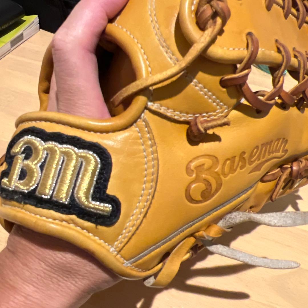 ベースマン超軽量硬式グローブ