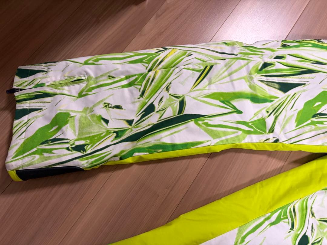 ★技術選モデル★お洒落　デサント　SIO スキーウエア上下　SAJ デモ