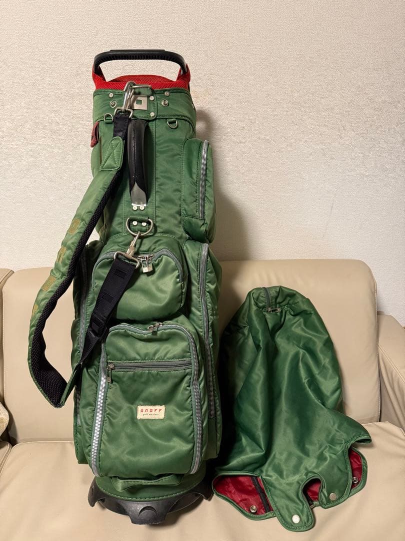 【送料込み】完売希少品　大人気　オノフ　ONOFF ゴルフバッグ　一点物