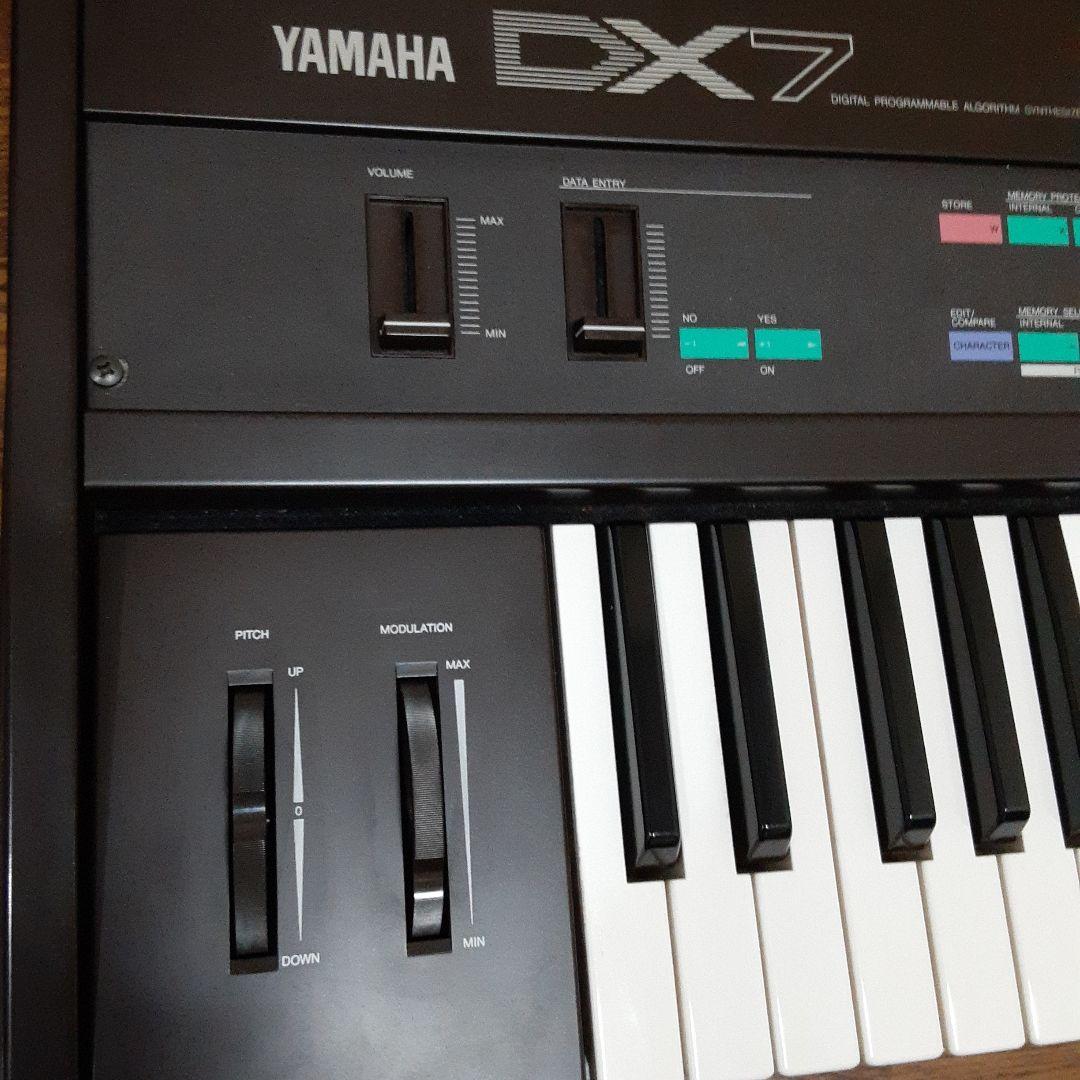 YAMAHA DX7 デジタルシンセサイザー 61鍵 カートリッジ✕2他付属品