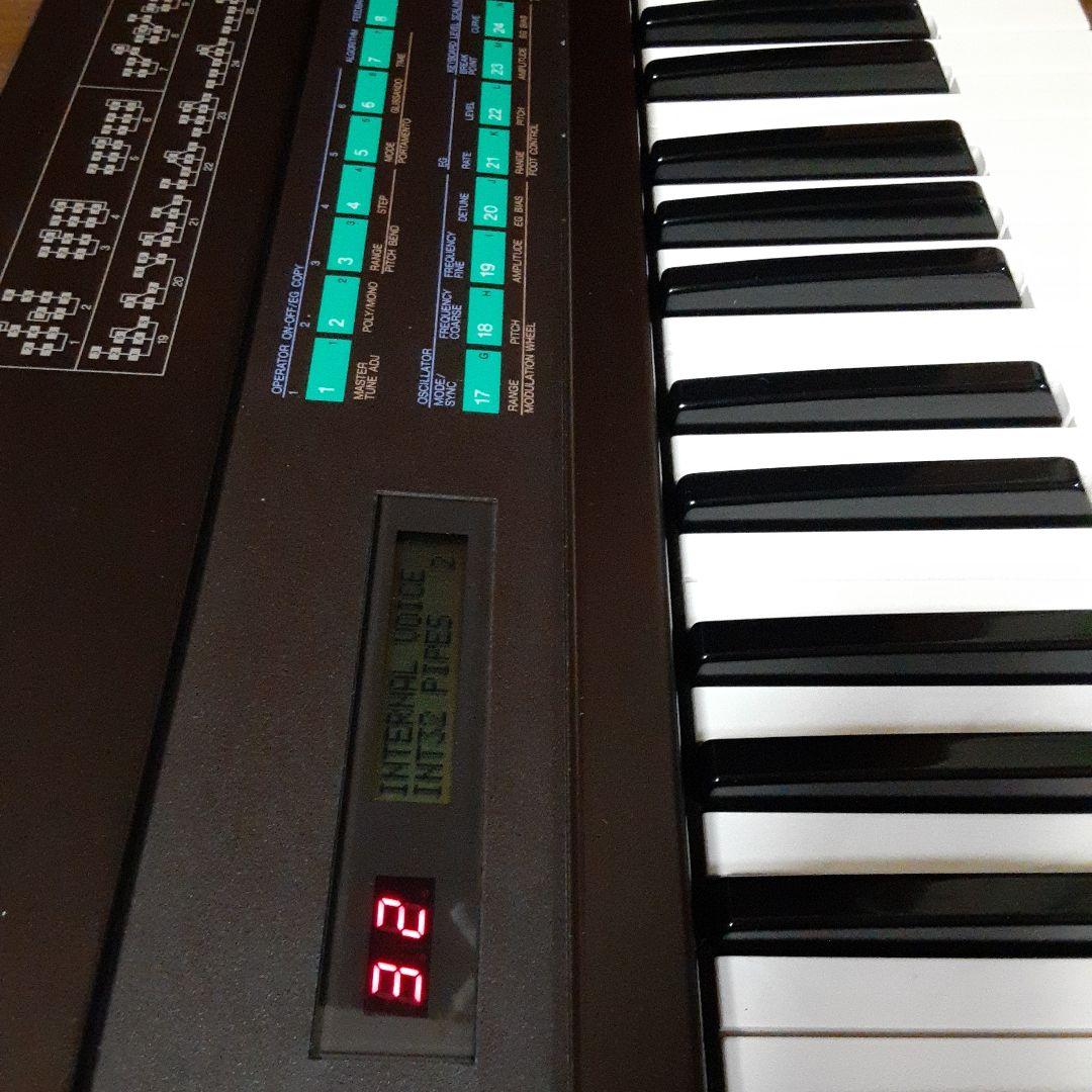 YAMAHA DX7 デジタルシンセサイザー 61鍵 カートリッジ✕2他付属品