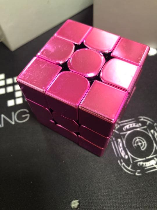 GAN 356XSM「電気メッキ」うすピンク色 ルービックキューブ