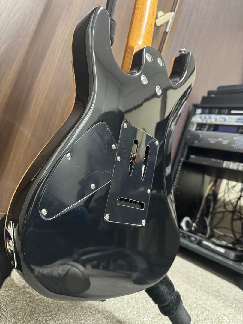 ギター Fusion III HSH Roasted FBLB