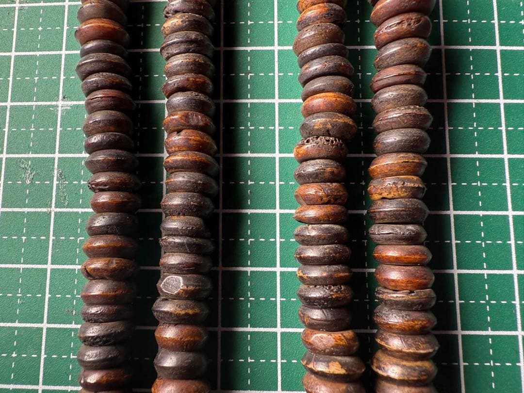 ネパール　ヴィンテージ牛骨ビーズ　数珠　西藏