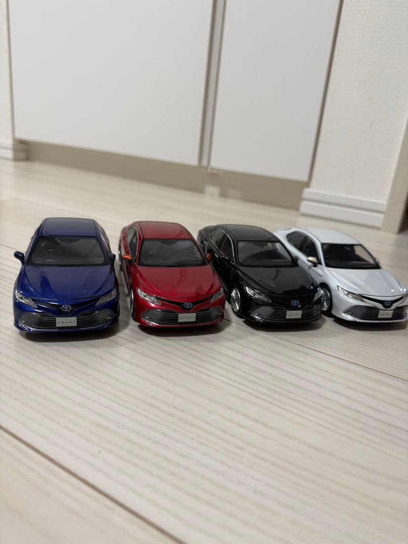 カムリ　ミニカー