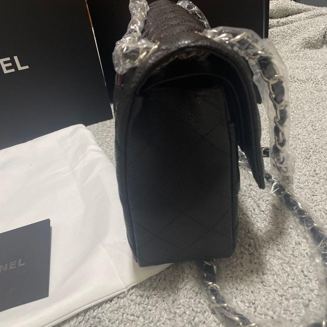 即日発送ノベルティ　CHANEL チェーン　フラップバッグ　キャビアスキン