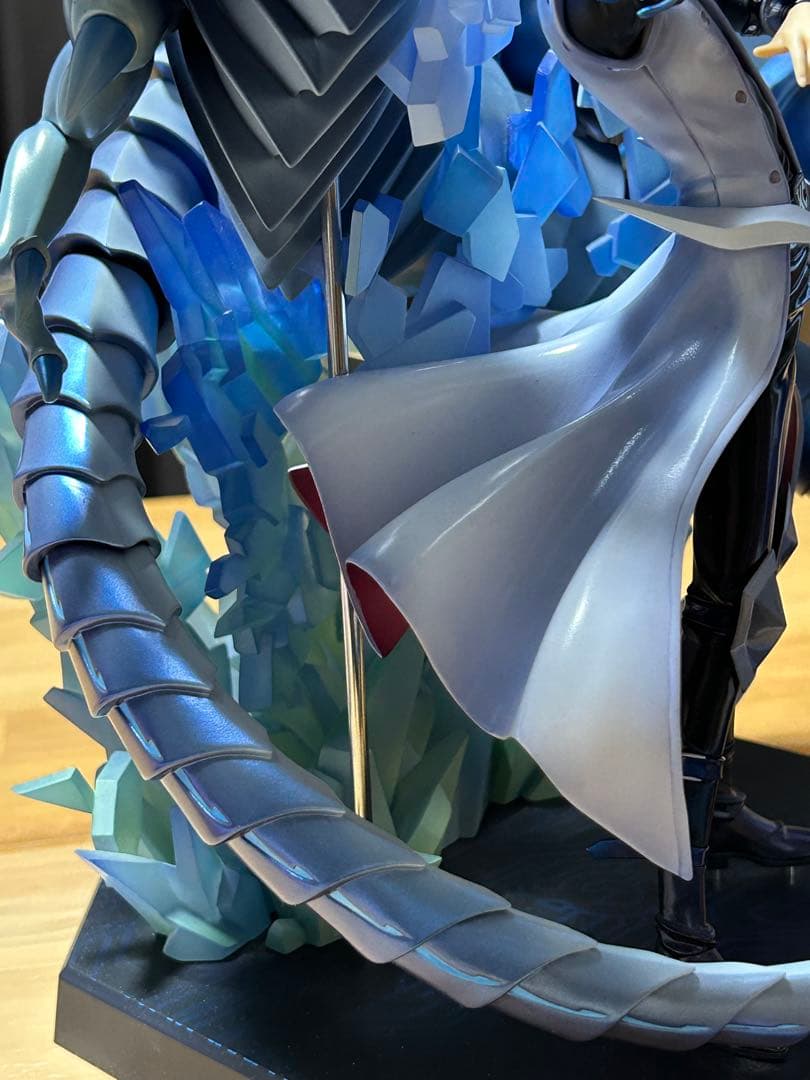 メガハウス　海馬　青眼フィギュア