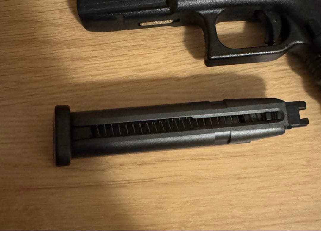 ⭐︎東京マルイ ガスブローバック GLOCK 17 + LayLaxホルスター ⭐︎