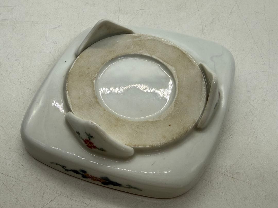 柿右衛門　獅子紋　三足菱形小皿① 送料込み251217