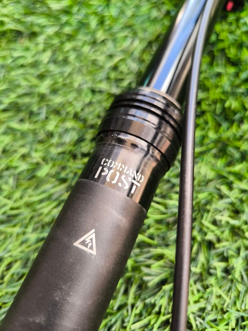 Specialized Command シートポスト 30.9mm ポスト