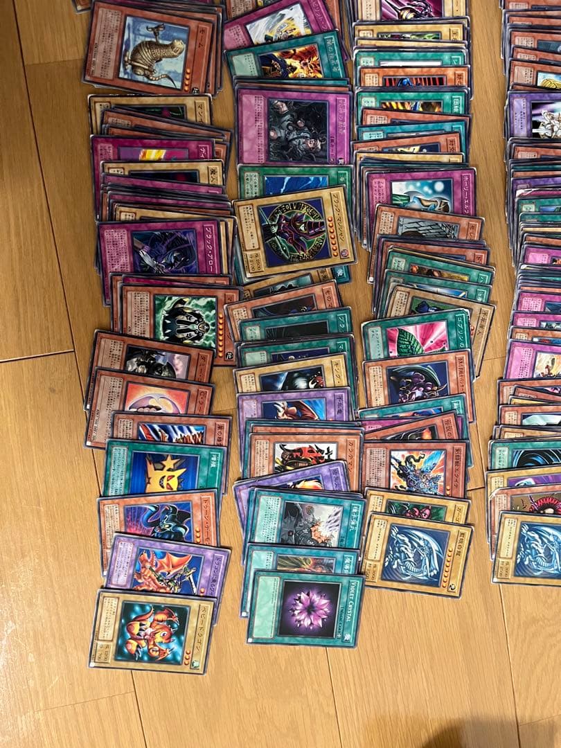遊戯王　初期・2期含むカードまとめ売り　キラ複数約1000枚セット引退品OCG