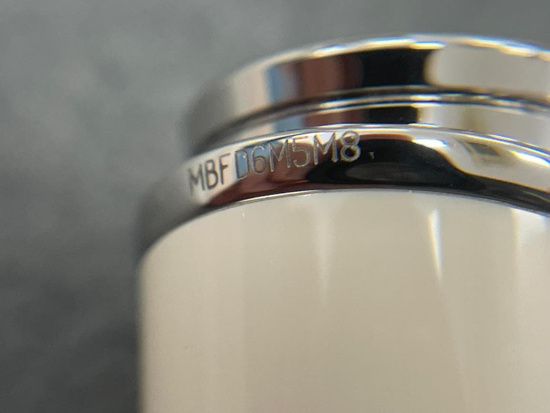 MONTBLANC プリンセス グレース・デ・モナコ アイボリー ボールペン