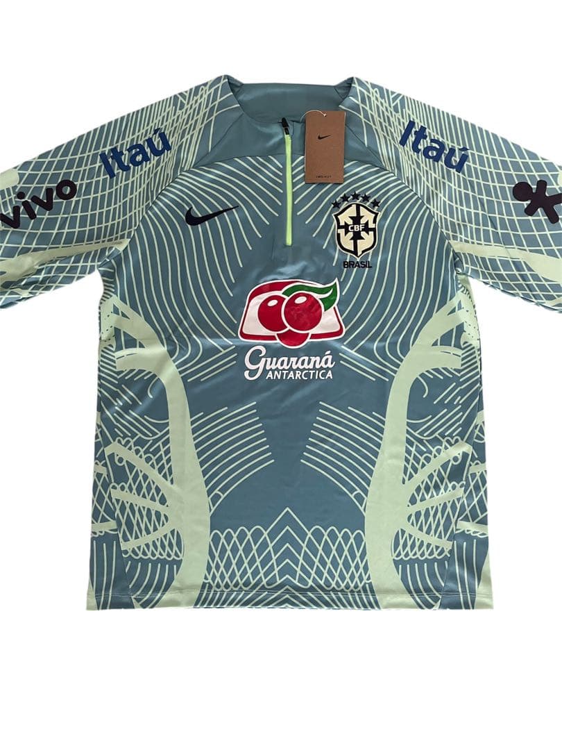 ブラジル代表　ナイキ　トレーニングウェア　上下セット　Lサイズ