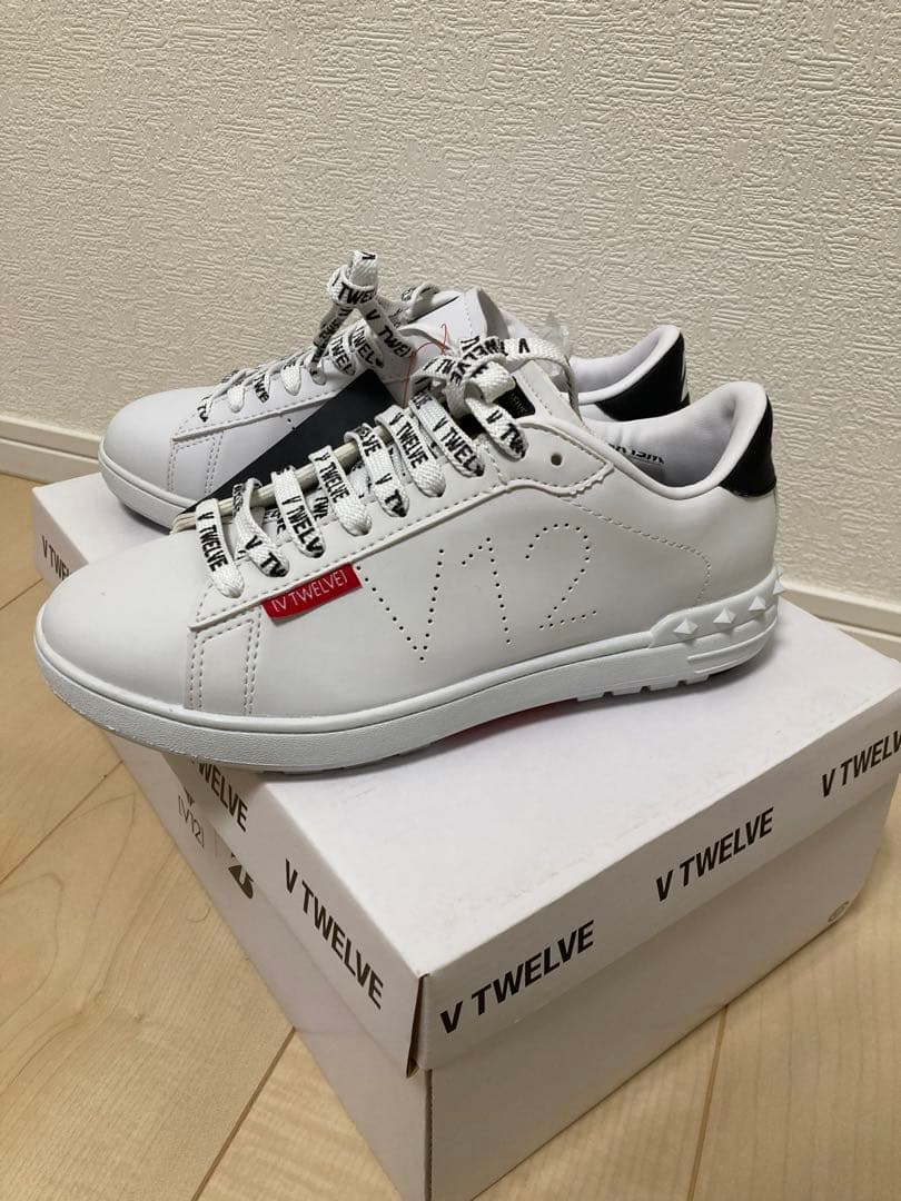 【新品】ブリヂストン【V TWELVE (V12)】限定発売コラボゴルフシューズ