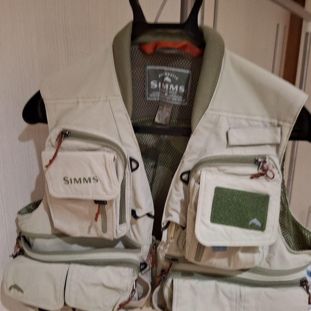 SIMMS フィッシングベスト Sサイズ ベージュ　値下げ可能