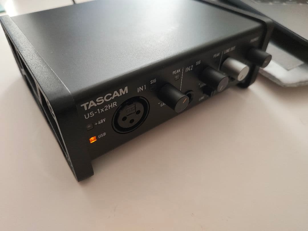 TASCAM US-1x2HR USBオーディオインターフェイス