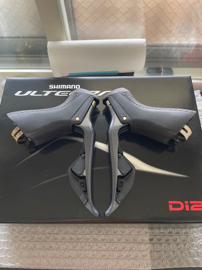 SHIMANO ULTEGRA ST-R8050 左右セット　新品、未使用品