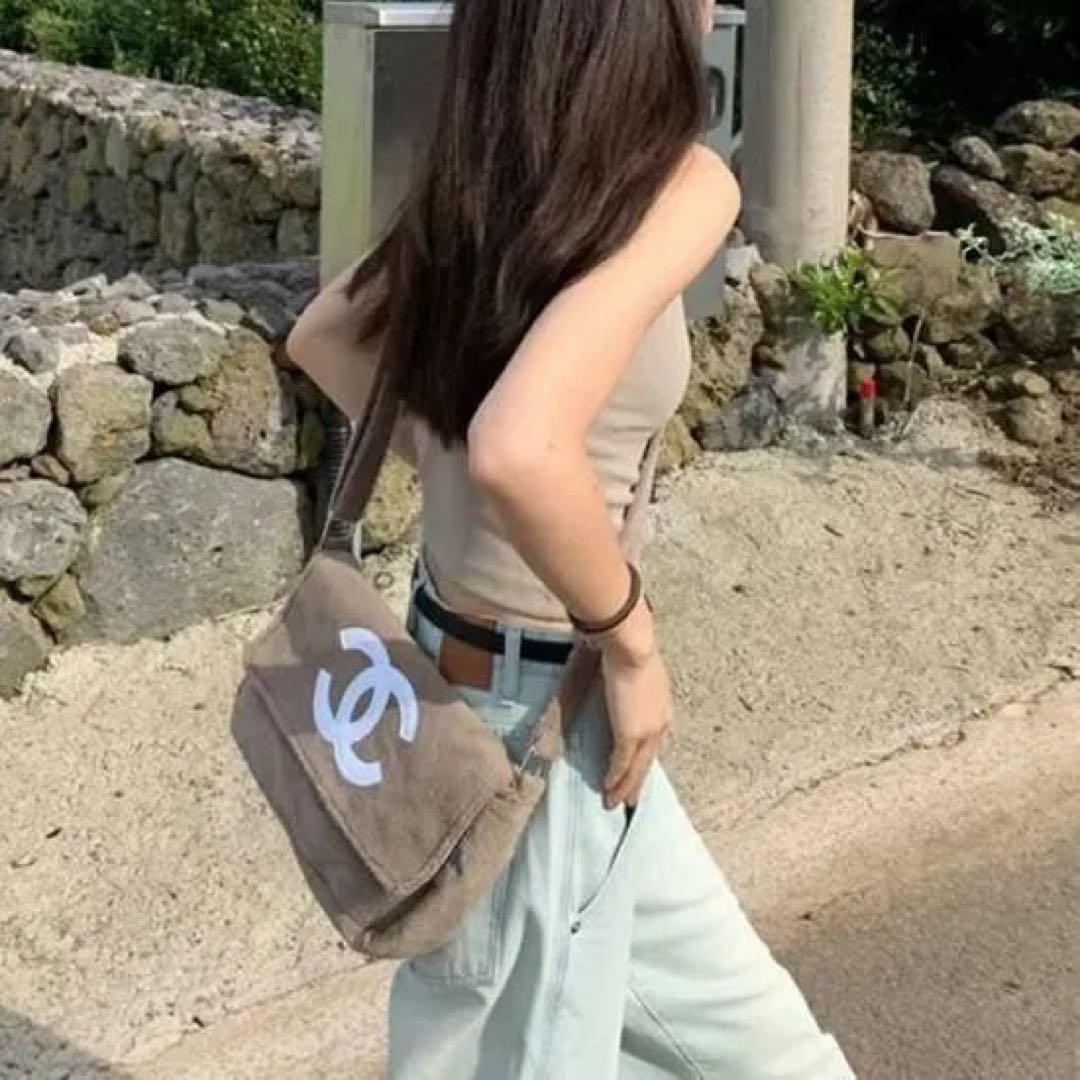 CHANEL シャネル ミニバッグ ポーチ ブラック×ブラックロゴ