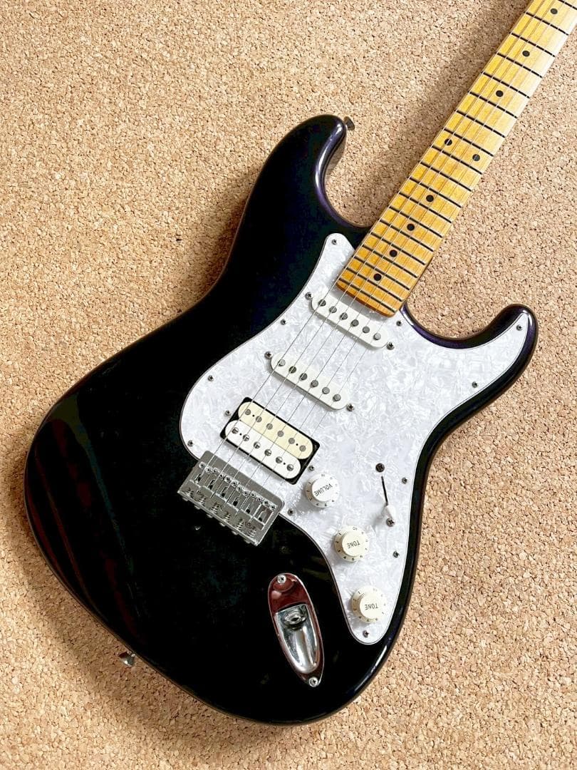 Fujigen(FGN)　Neo classic ストラトキャスター（SSH）