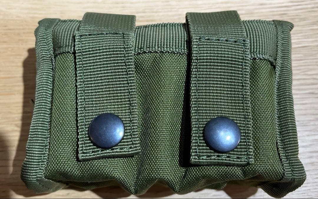 ショットシェルホルダーポーチ　ショットシェル27本　バラ売り可