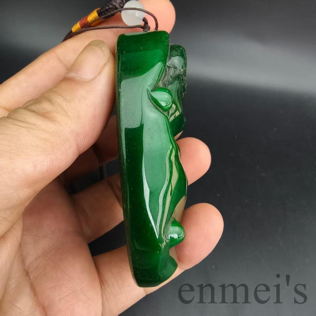 中国古美術 ミャンマー 満緑 翡翠 招財仏 把玩件 手工細彫 古玉 ペンダント