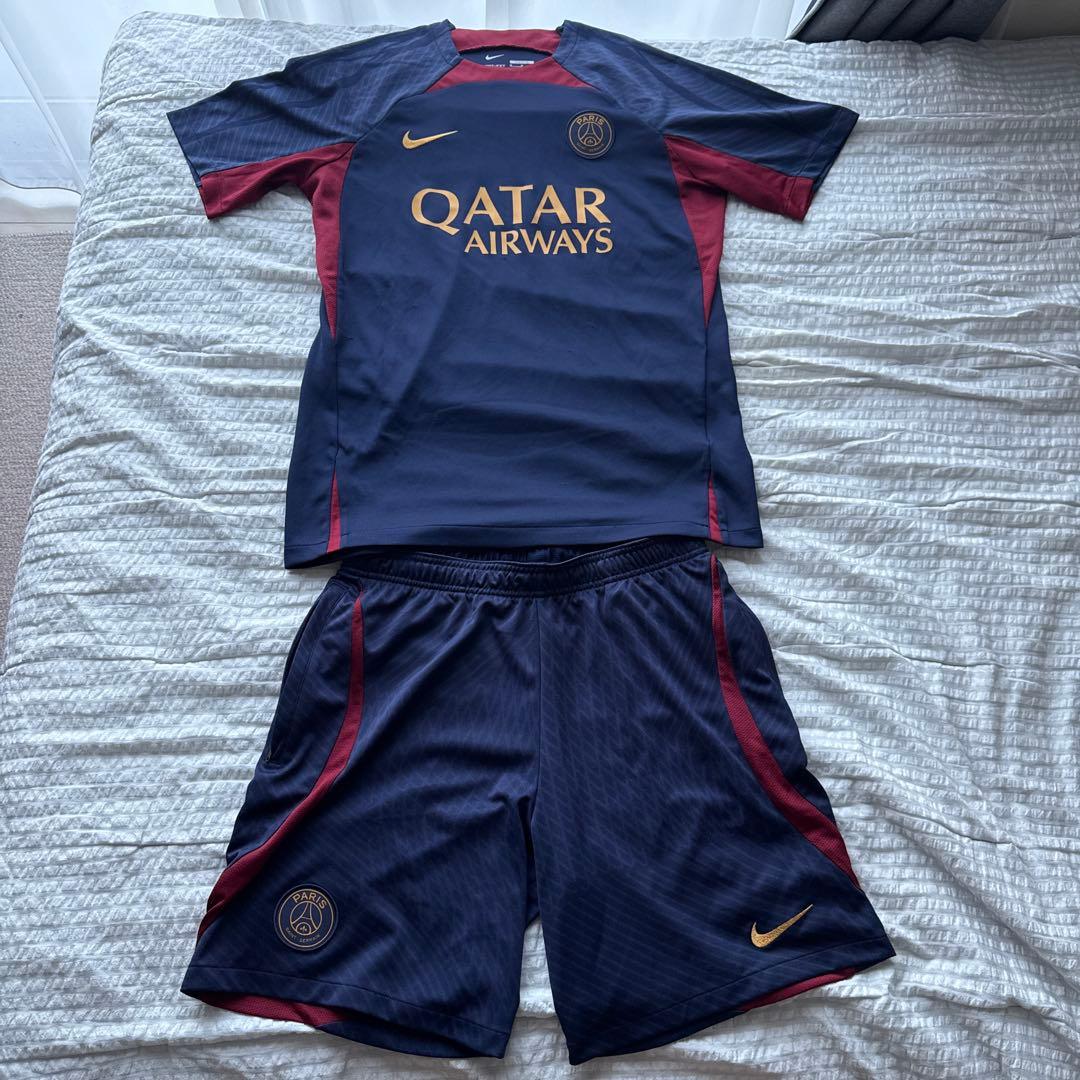 PSG パリサンジェルマン　サッカーウェア　上下セット　Mサイズ