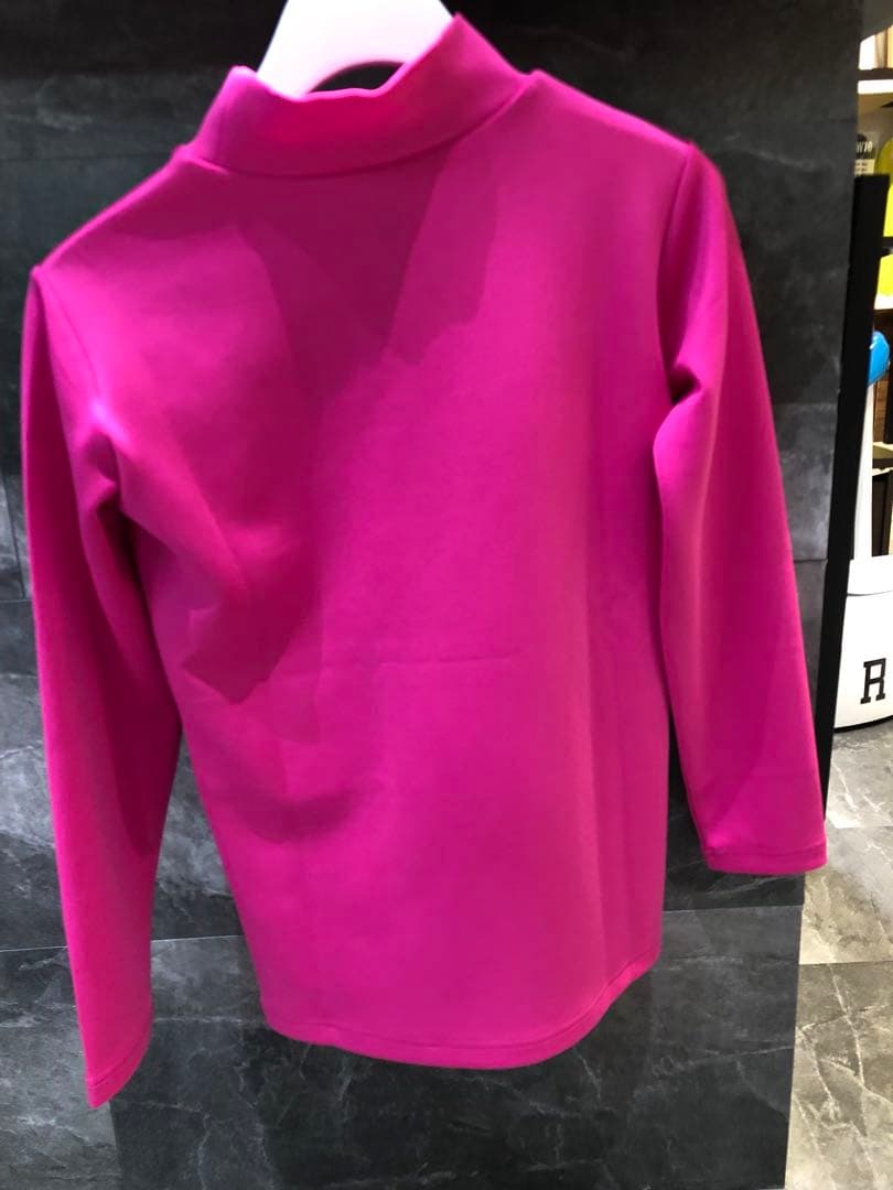 V12 モックネック　レディースMサイズ