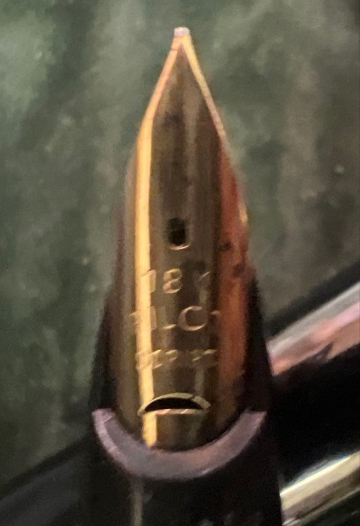 大幅値下げ‼️PILOT Elite ポケット万年筆 18K大型ペン先