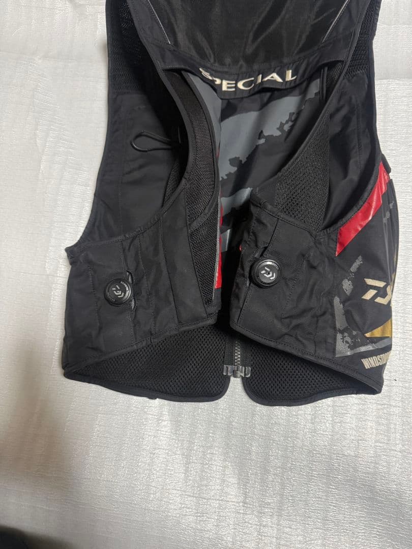Daiwa ウィンドスッパー SPECIAL フィッシングベスト